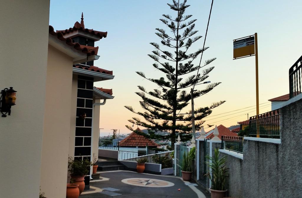 Villa Casa De Ferias Dos Marmeleiros Funchal  Zimmer foto